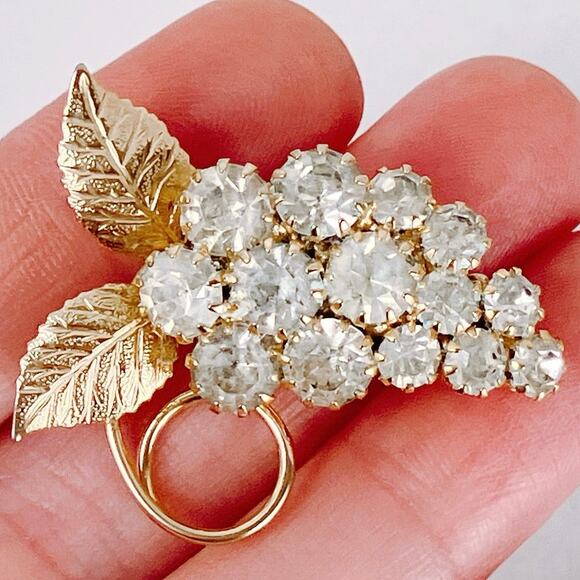 Vintage Mid Century Grape Cluster Brooch Prong Set Clear Rhinestone Grapes Pin - Picture 5 of 9